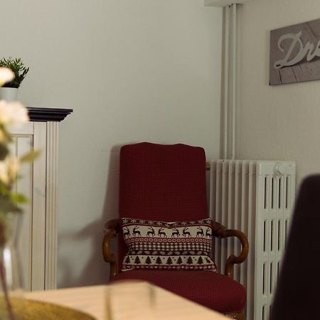 Apartment Hirsch: Wohnung Fuer Die Ganze Familie Mit Disney+ เบราน์ลาเกอ ภายนอก รูปภาพ