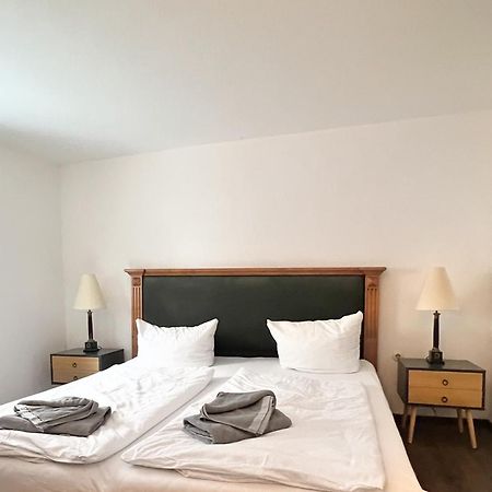 Apartment Hirsch: Wohnung Fuer Die Ganze Familie Mit Disney+ เบราน์ลาเกอ ภายนอก รูปภาพ