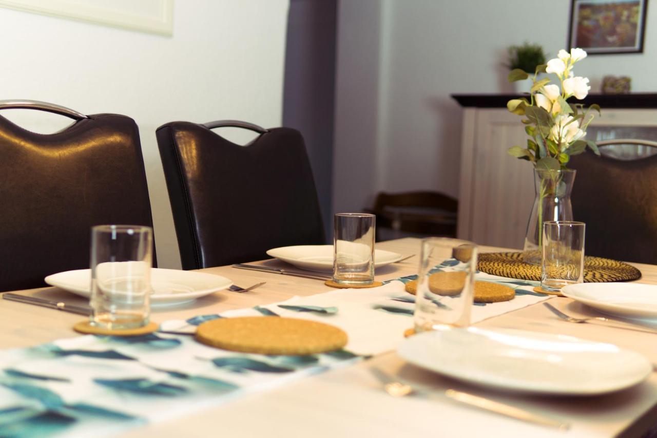 Apartment Hirsch: Wohnung Fuer Die Ganze Familie Mit Disney+ เบราน์ลาเกอ ภายนอก รูปภาพ