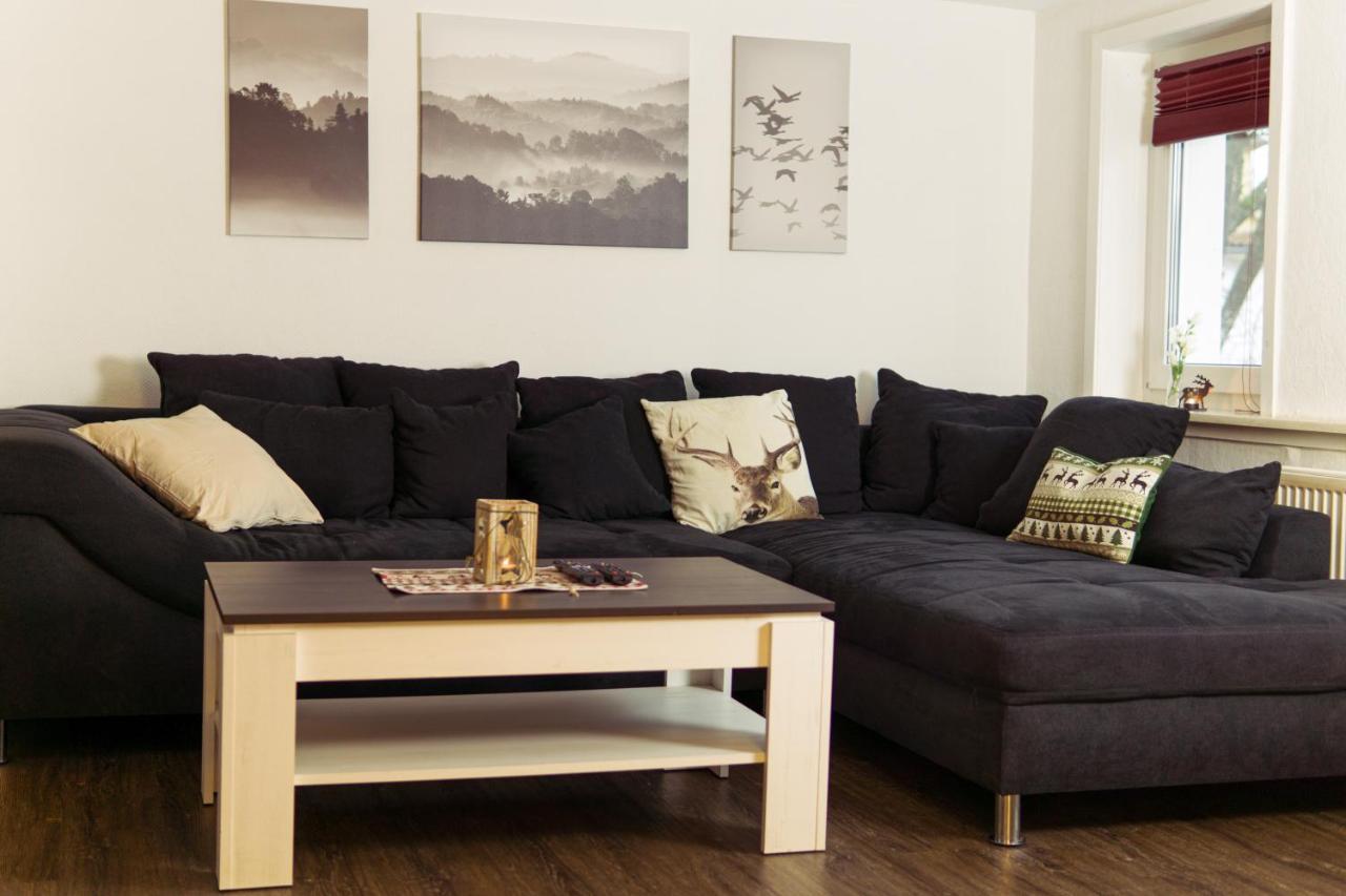 Apartment Hirsch: Wohnung Fuer Die Ganze Familie Mit Disney+ เบราน์ลาเกอ ภายนอก รูปภาพ