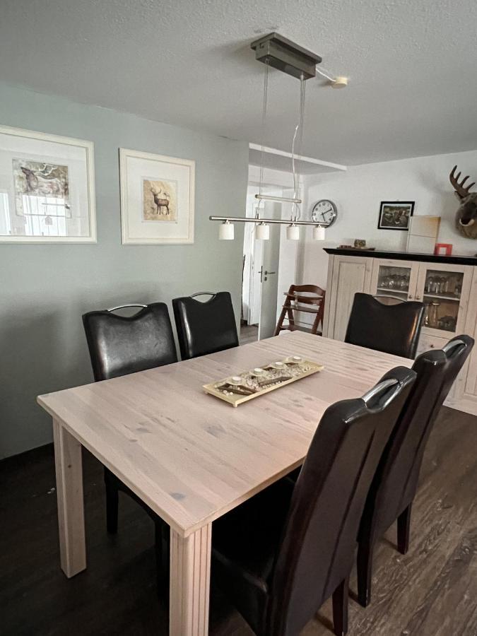 Apartment Hirsch: Wohnung Fuer Die Ganze Familie Mit Disney+ เบราน์ลาเกอ ภายนอก รูปภาพ